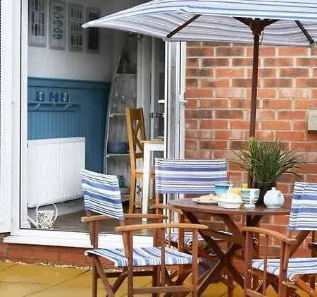 The Nets - Fantastic 3 Bedroom House With Parking Holiday home Filey